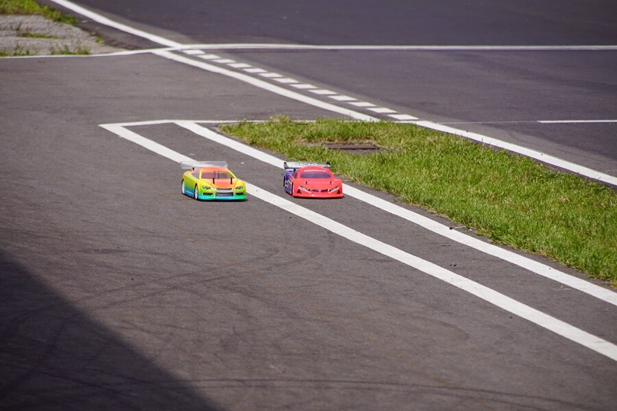 Eliminacje Mistrzostw Polski modeli samochodów zdalnie sterowanych ON- ROAD odbyły się w weekend w Rudzie Śląskiej - Wirku.