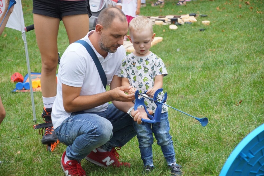 Dzisiaj w Kochłowicach odbył się festyn rodzinny  "Mieszkańcy mieszkańcom". Podczas imprezy Aleksandra Skowronek przedstawiła kandydatów na radnych z czwartego okręgu wyborczego tj. z obszaru Kochłowic i Bykowiny.
