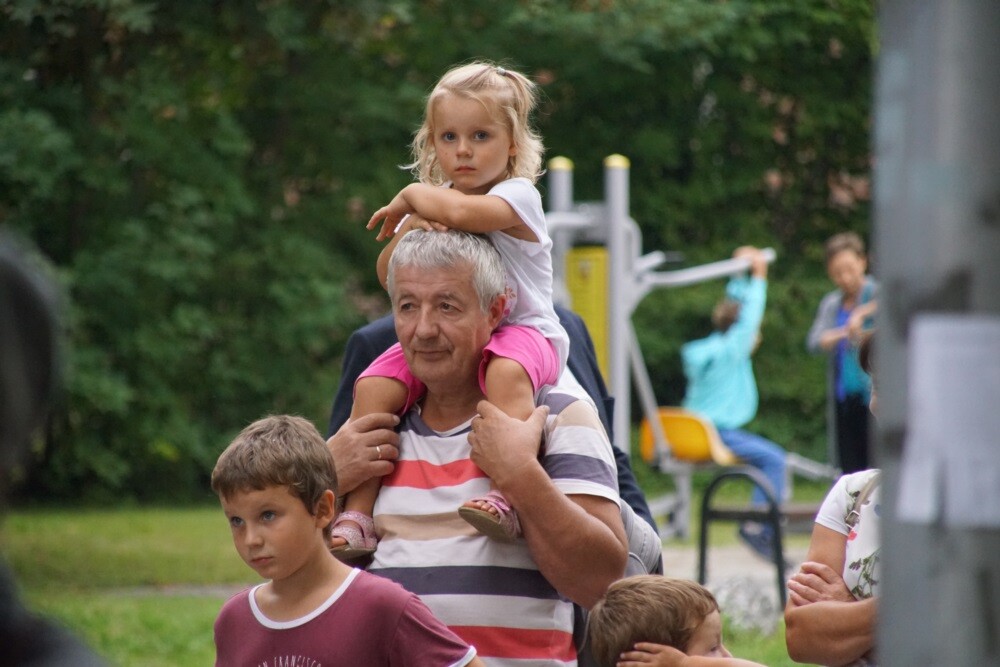 Dzisiaj w Kochłowicach odbył się festyn rodzinny  "Mieszkańcy mieszkańcom". Podczas imprezy Aleksandra Skowronek przedstawiła kandydatów na radnych z czwartego okręgu wyborczego tj. z obszaru Kochłowic i Bykowiny.