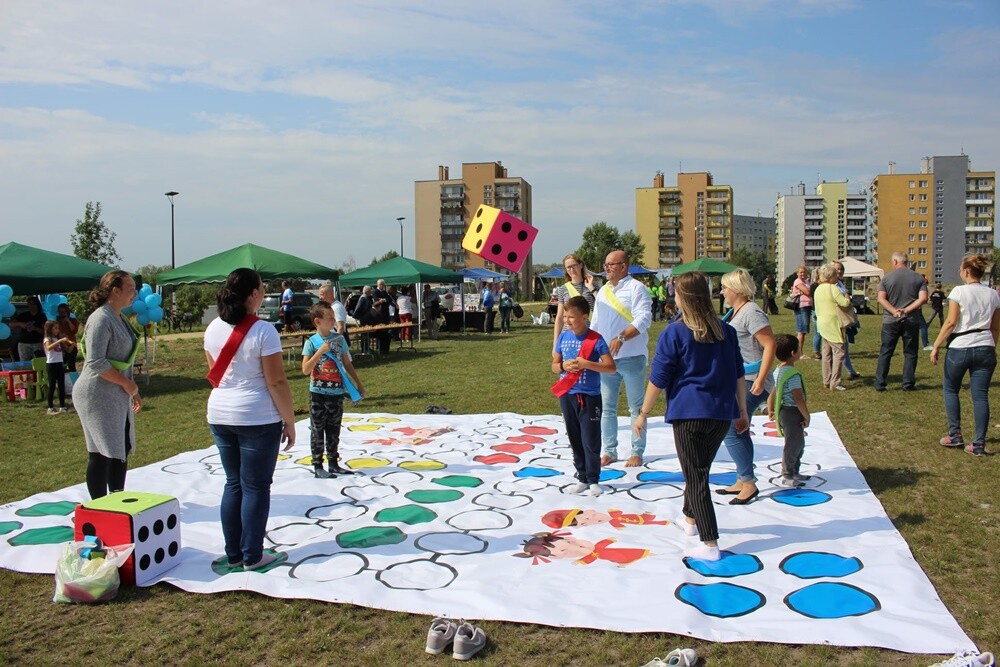 Góra Antonia była dziś miejscem, gdzie odbywał się piknik "Ruda na sportowo". Atrakcji nie brakowało - harcerze zorganizowali gry terenowe, sportowcy dali pokaz swych umiejętności i talentów, miał miejsce turniej szachowy.