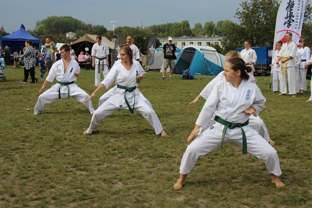 Góra Antonia była dziś miejscem, gdzie odbywał się piknik "Ruda na sportowo". Atrakcji nie brakowało - harcerze zorganizowali gry terenowe, sportowcy dali pokaz swych umiejętności i talentów, miał miejsce turniej szachowy.