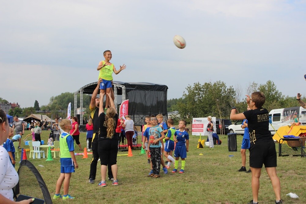 Góra Antonia była dziś miejscem, gdzie odbywał się piknik "Ruda na sportowo". Atrakcji nie brakowało - harcerze zorganizowali gry terenowe, sportowcy dali pokaz swych umiejętności i talentów, miał miejsce turniej szachowy.