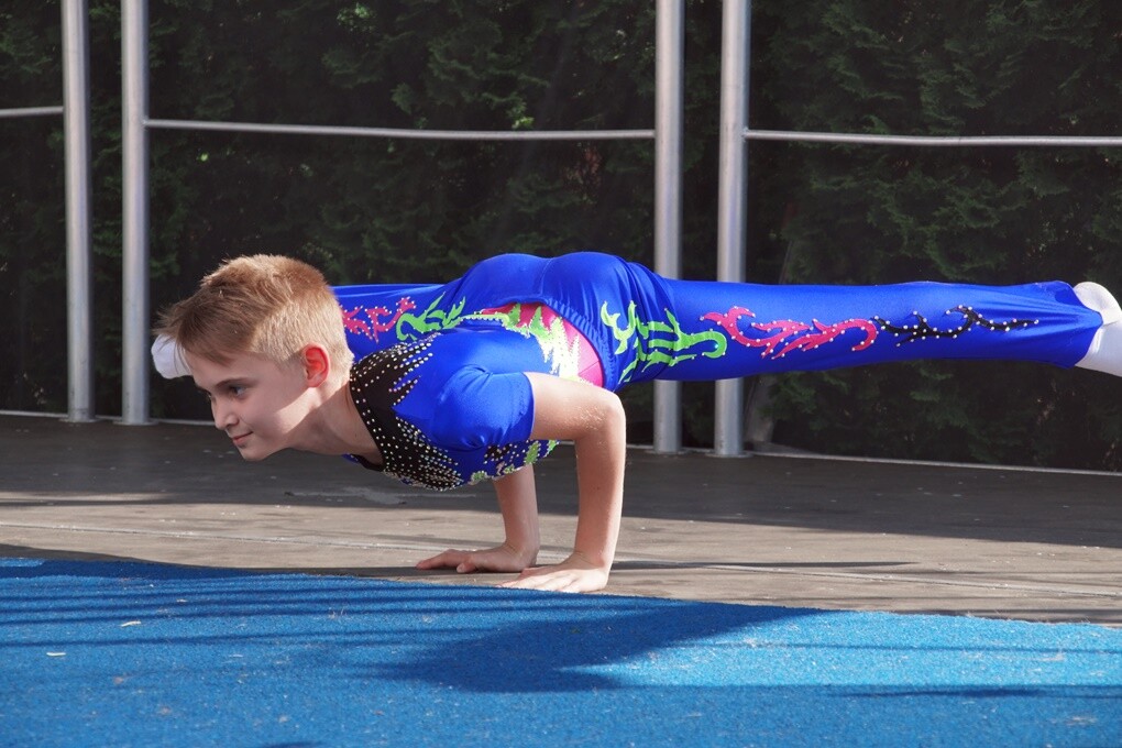 W sobotę przy parafii Matki Bożej Różańcowej w Halebie odbył się tradycyjny piknik. Na parafian czekało wiele atrakcji takich jak występy akrobatyczne, dmuchane zamki dla dzieci, grill oraz występ Grzegorza Poloczka.