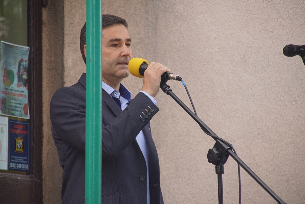 Ośrodek Adaptacyjny dla Dzieci Niepełnosprawnych oraz Stowarzyszenie „Jaskółka” zorganizowały dziś piknik rodzinny w ramach Tygodnia Godności Osób Niepełnosprawnych.