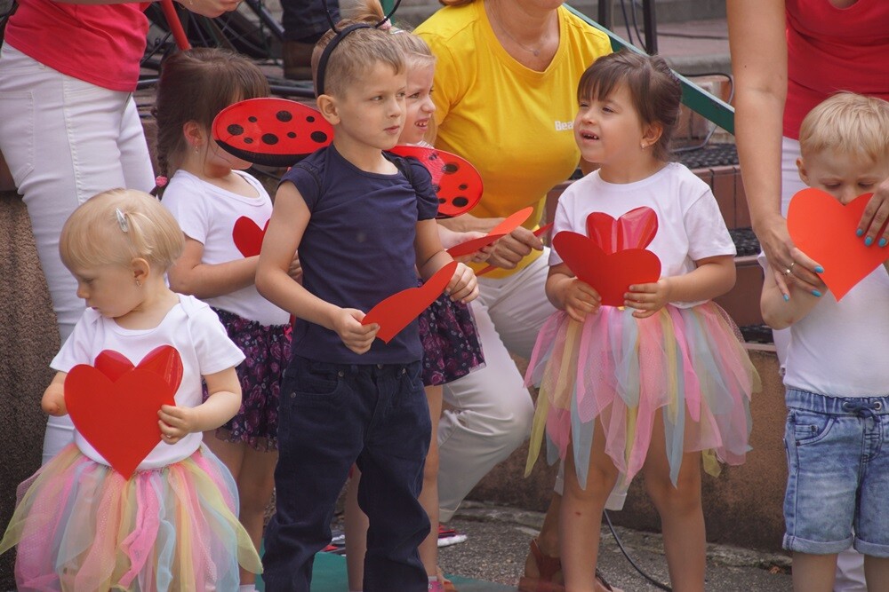 Ośrodek Adaptacyjny dla Dzieci Niepełnosprawnych oraz Stowarzyszenie „Jaskółka” zorganizowały dziś piknik rodzinny w ramach Tygodnia Godności Osób Niepełnosprawnych.