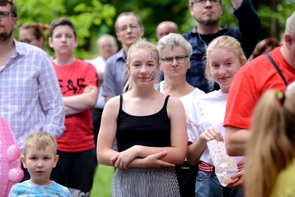 W sobotę Klub Aktywnego Seniora działający przy In-nYm Domu Kultury zorganizował Festyn Rodzinny. Nie zabrakło radości, uśmiechu i wesołej zabawy.

foto. Kolonowe
