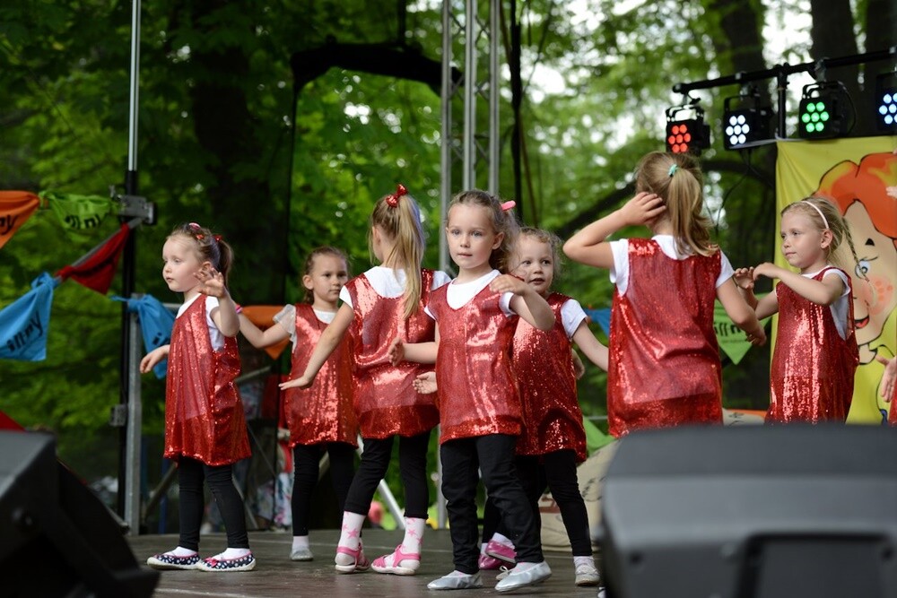 W sobotę Klub Aktywnego Seniora działający przy In-nYm Domu Kultury zorganizował Festyn Rodzinny. Nie zabrakło radości, uśmiechu i wesołej zabawy.

foto. Kolonowe