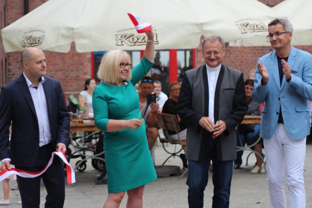 Jak co roku Towarzystwo Miłośników Orzegowa wraz z Miastem Ruda Śląska zorganizowało Festyn Orzegowski. Podczas imprezy władze miasta oficjalnie otworzyły rynek przy ul. Witolda Czapli.