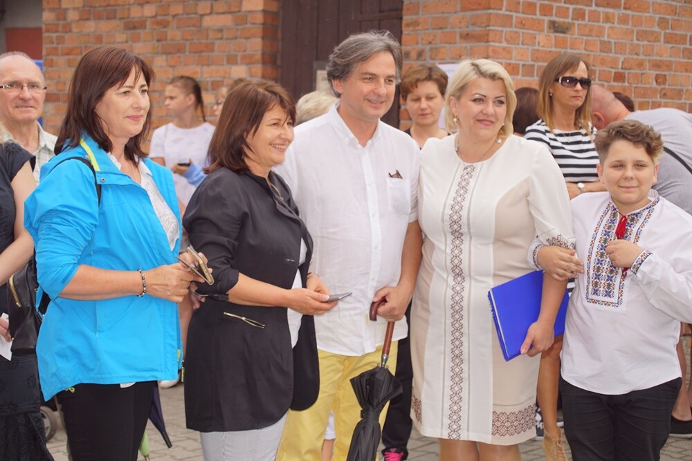 Dmuchańce, gry, zabawy, występy artystyczne i smaczny poczęstunek – to i wiele innych atrakcji czekało wczoraj na uczestników festynu przy Szkole Podstawowej nr 20 im. Marii Konopnickiej w Kochłowicach.