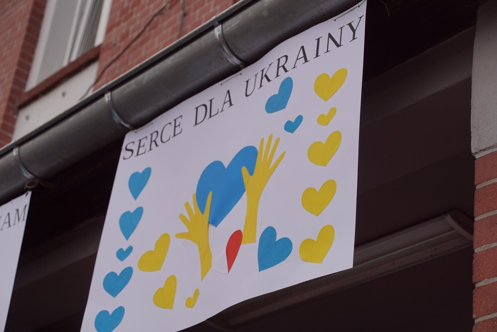 Dmuchańce, gry, zabawy, występy artystyczne i smaczny poczęstunek – to i wiele innych atrakcji czekało wczoraj na uczestników festynu przy Szkole Podstawowej nr 20 im. Marii Konopnickiej w Kochłowicach.