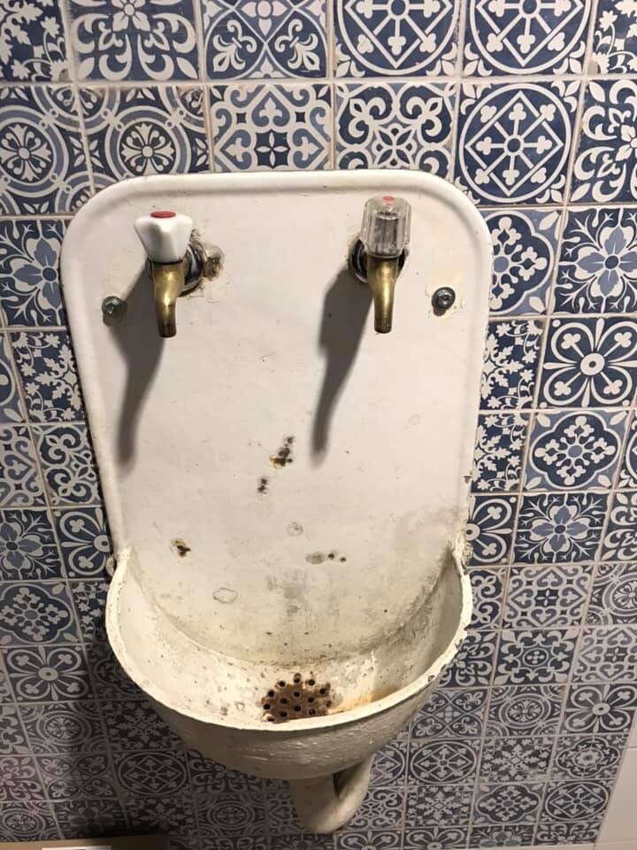 Remont miejskiego domku na "Ficinusie" praktycznie jest już na ukończeniu. W budynku przy ul. Kubiny ma się znajdować biblioteka, a także izba pamięci.