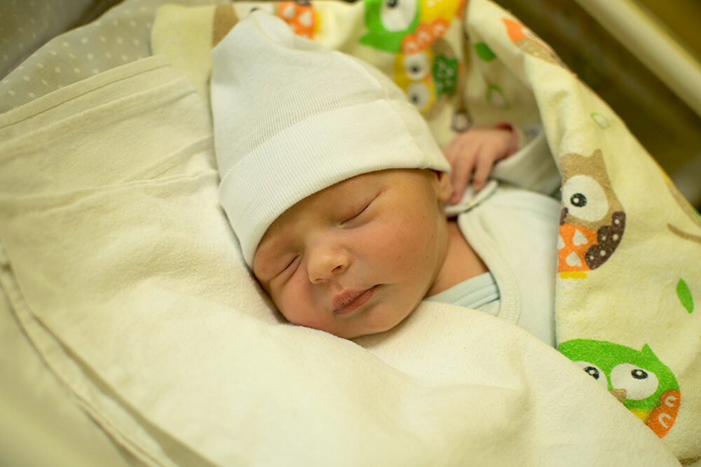 Bartłomiej Anioł
ur. 13.06.2017r. 3,500 kg, 57 cm
Syn Mileny i Krzysztofa