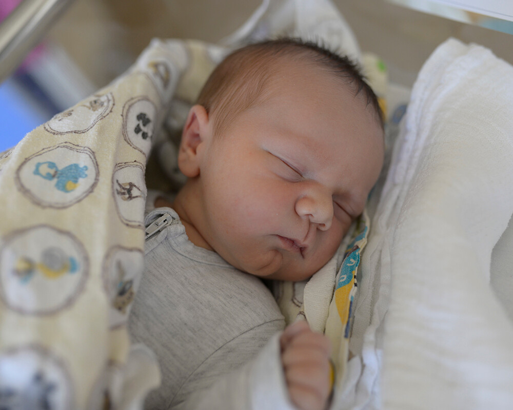 Marcel Krafczyk
ur. 25.02.2020r. 3,600 kg, 52 cm
Syn Justyny i Rafała