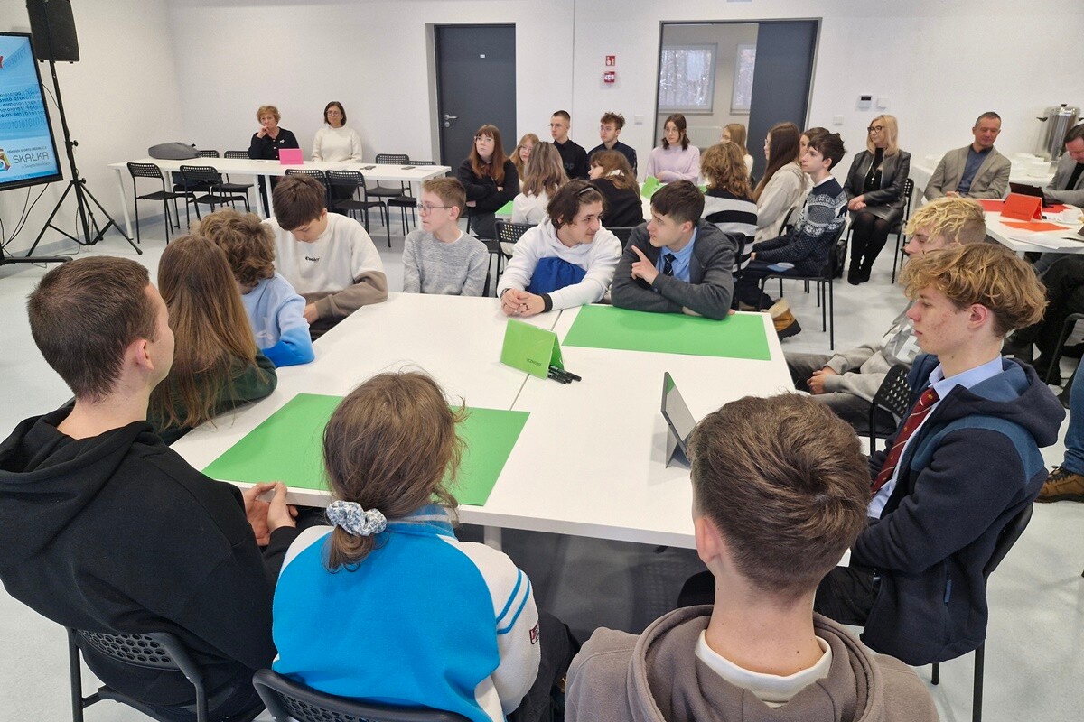 Debata o cyfryzacji / fot. FB Daniel Beger