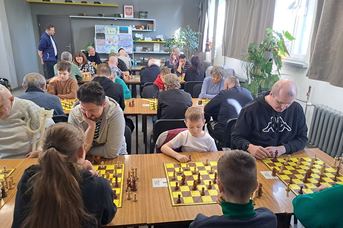 Integracyjny turniej warcabowy w MBP Świętochłowice / fot. FB OSiR Skałka