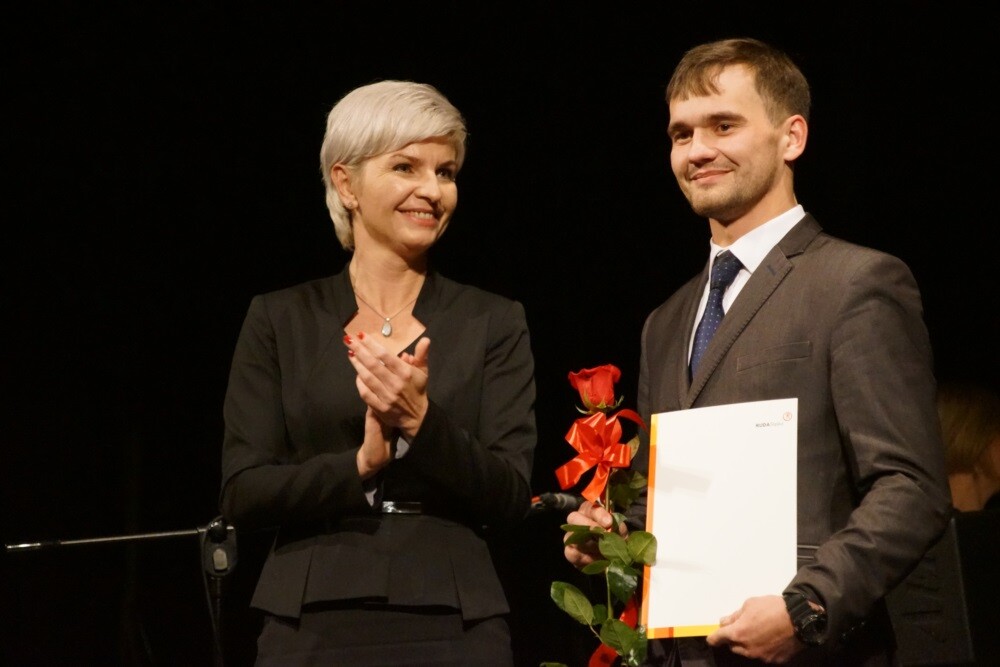 Dziś w Miejskim Centrum Kultury im. Henryka Bisty, 53 sportowców oraz 11 trenerów z Rudy Śląskiej otrzymało nagrody Prezydenta Miasta za osiągnięcia i wyniki uzyskane w 2018 roku. Na koniec gali wraz z zespołem wystąpił Maciej Balcar.