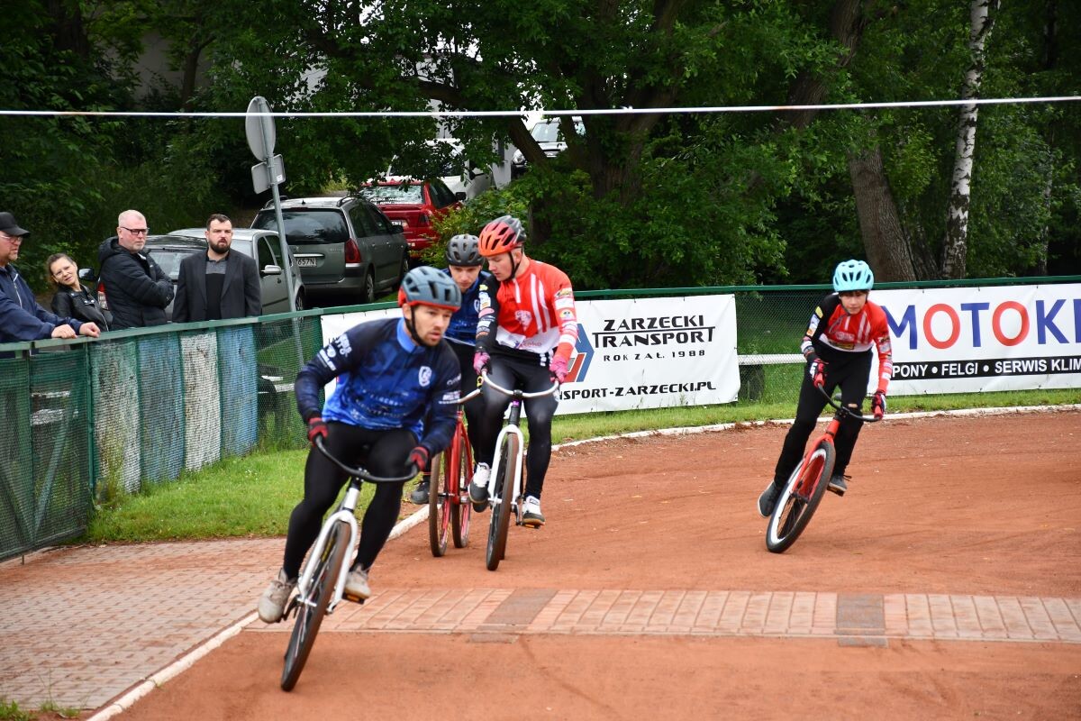 W niedzielne popołudnie, 8 czerwca na miejskim torze odbył się pojedynek pomiędzy Gentlemen Śląskiem Świętochłowice a Aseko Orłem Gniezno. / fot. Dominik Chrobaczek