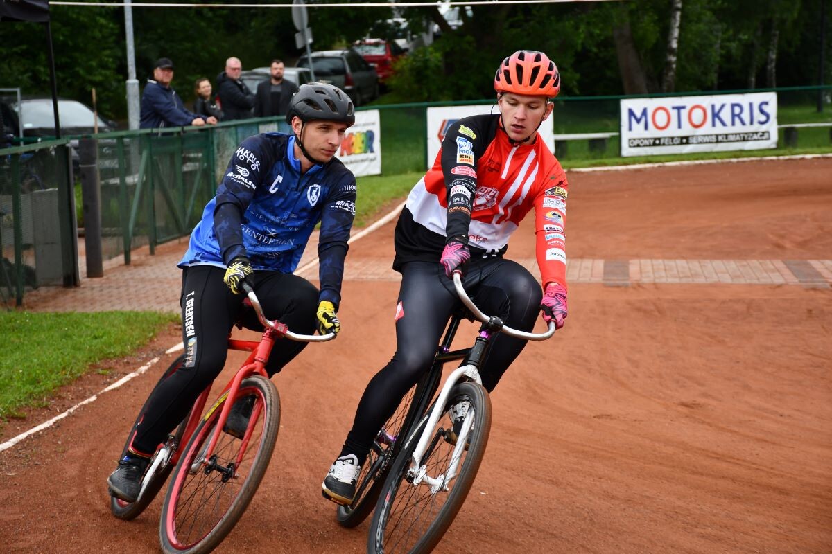W niedzielne popołudnie, 8 czerwca na miejskim torze odbył się pojedynek pomiędzy Gentlemen Śląskiem Świętochłowice a Aseko Orłem Gniezno. / fot. Dominik Chrobaczek