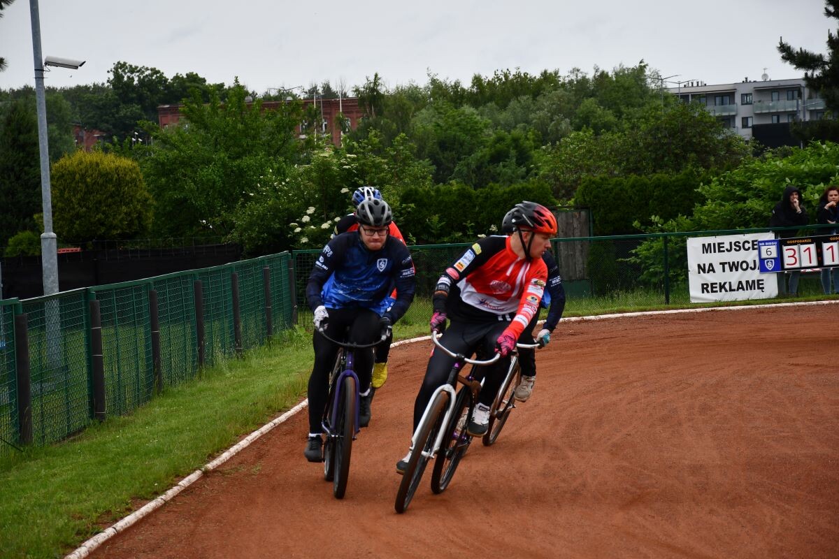 W niedzielne popołudnie, 8 czerwca na miejskim torze odbył się pojedynek pomiędzy Gentlemen Śląskiem Świętochłowice a Aseko Orłem Gniezno. / fot. Dominik Chrobaczek