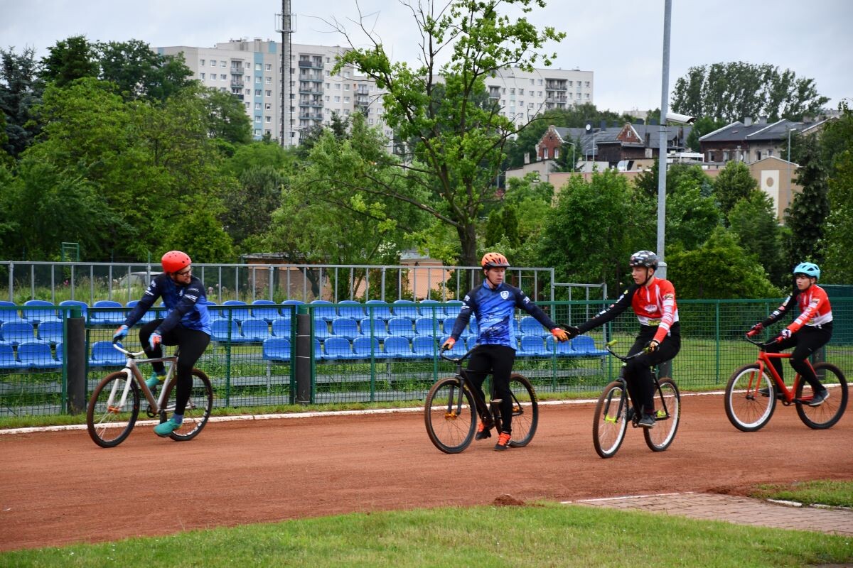 W niedzielne popołudnie, 8 czerwca na miejskim torze odbył się pojedynek pomiędzy Gentlemen Śląskiem Świętochłowice a Aseko Orłem Gniezno. / fot. Dominik Chrobaczek