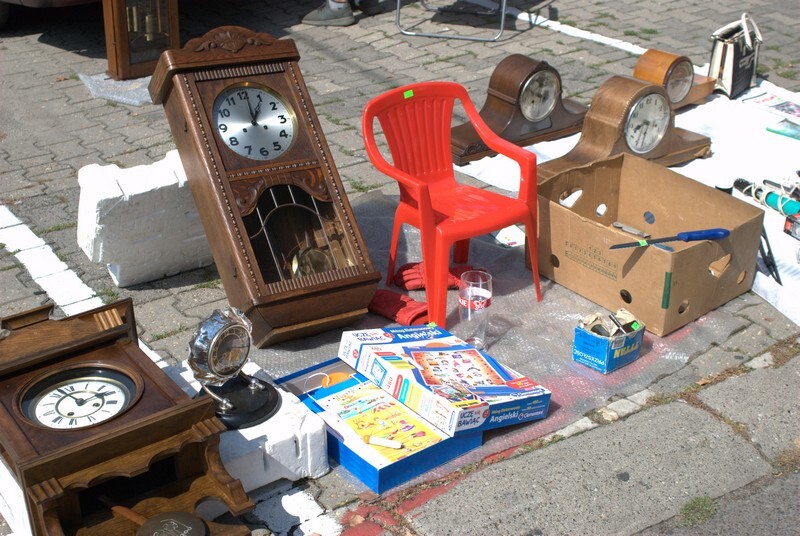 Wireckie Luftowanie Szranków i giełda staroci: Obok zabawek, krzeseł i innych domowych sprzętów można tam było też znaleźć zabytkowe zegary.
