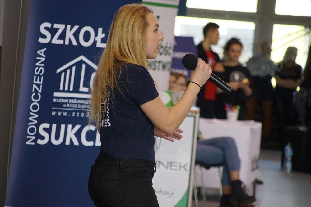 Ponad tysiąc uczniów wzięło dzisiaj udział w Giełdzie Szkół Ponadgimnazjalnych w Rudzie Śląskiej.