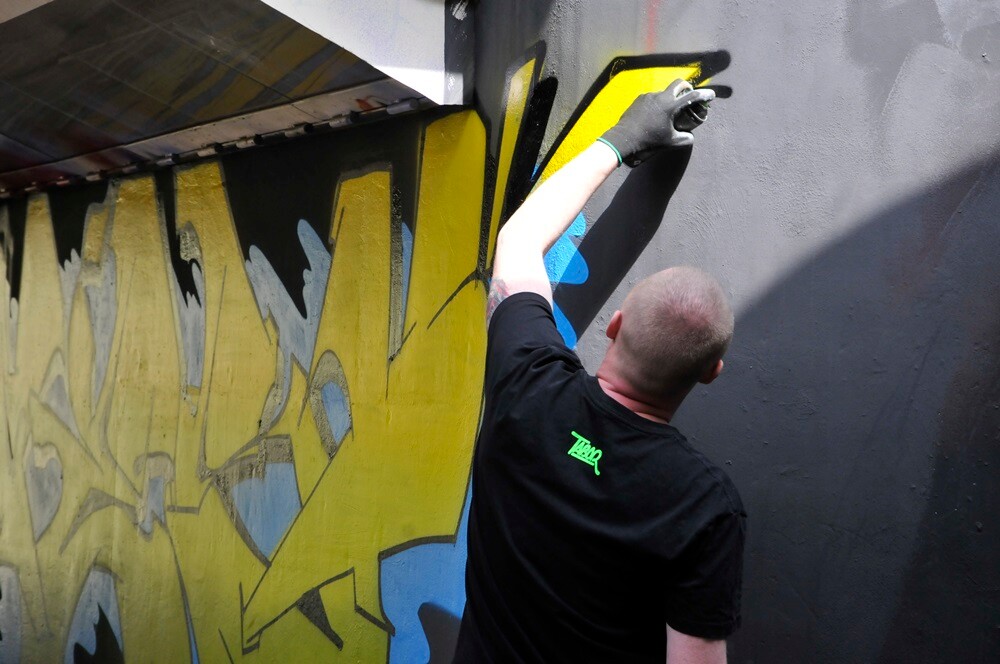 21 kwietnia odbyła się kolejna akcja "Graffiti Jam – Silesia w kolorze". Podczas tego wydarzenia grupa artystów upiększyła przejście podziemne przy ul. Klary pod Drogową Trasą Średnicową.