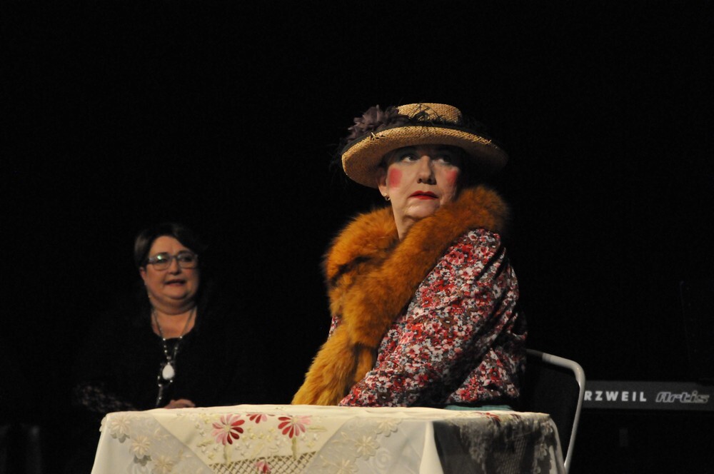 Dzisiaj o godzinie 17 w Miejskim Centrum Kultury im. Henryka Bisty odbyła się  kolejna, coroczna gala rozdania Hanysów.