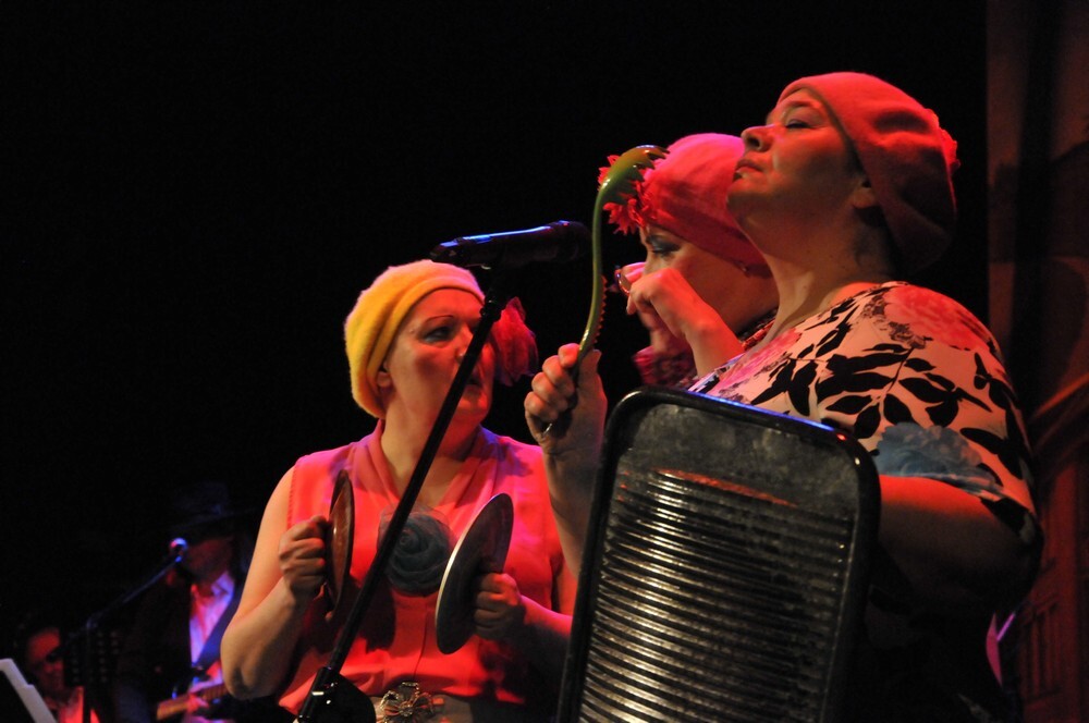 Dzisiaj o godzinie 17 w Miejskim Centrum Kultury im. Henryka Bisty odbyła się  kolejna, coroczna gala rozdania Hanysów.