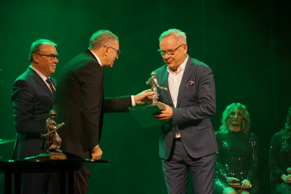 Już po raz 26. wybitni Ślązacy oraz osoby spoza Śląska za swoją działalność i pracę na rzecz regionu zostali nagrodzeni statuetką „Hanysa”.