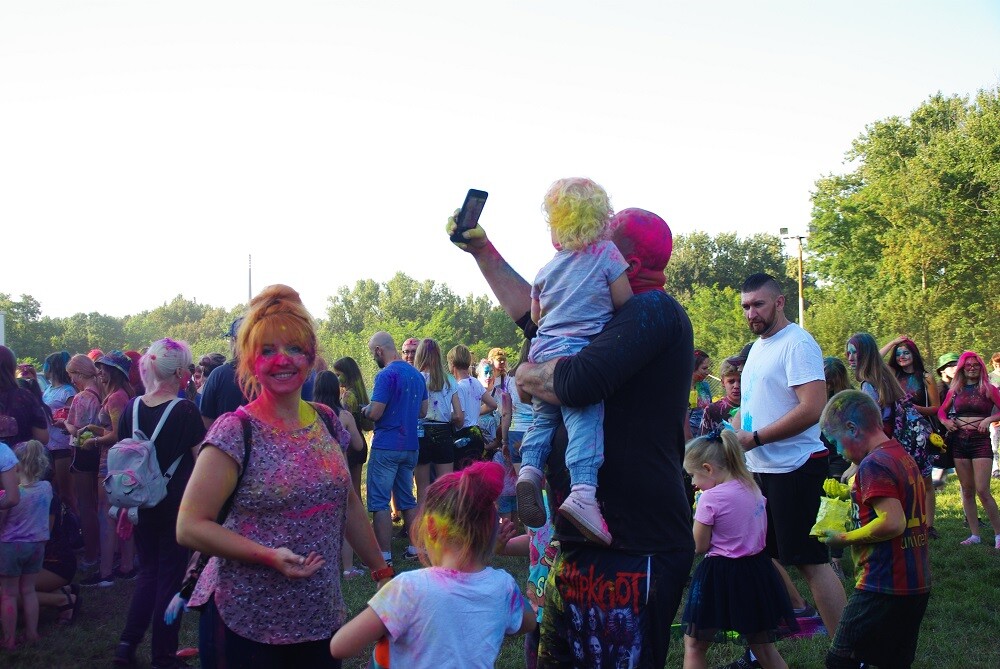 Eksplozja barw w Rudzie Śląskiej, czyli Holi Święto Kolorów 2021!