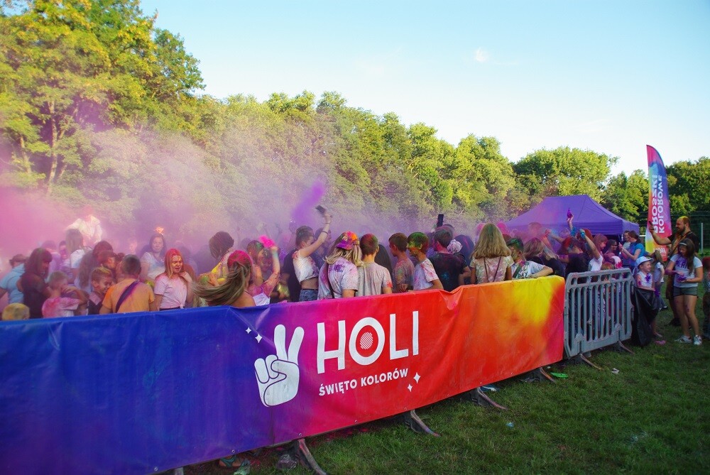 Eksplozja barw w Rudzie Śląskiej, czyli Holi Święto Kolorów 2021!