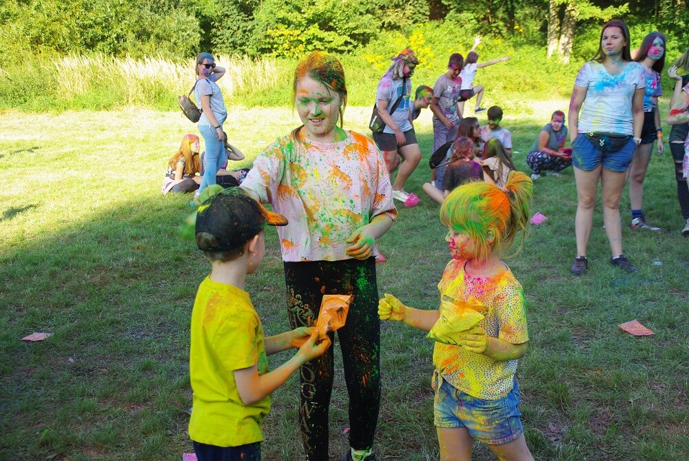 Eksplozja barw w Rudzie Śląskiej, czyli Holi Święto Kolorów 2021!