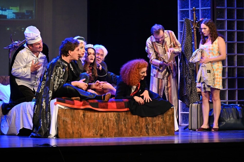 5 października br. odbyła się prapremiera spektaklu "Horror na wywczasie". / fot. UM Ruda Śląska