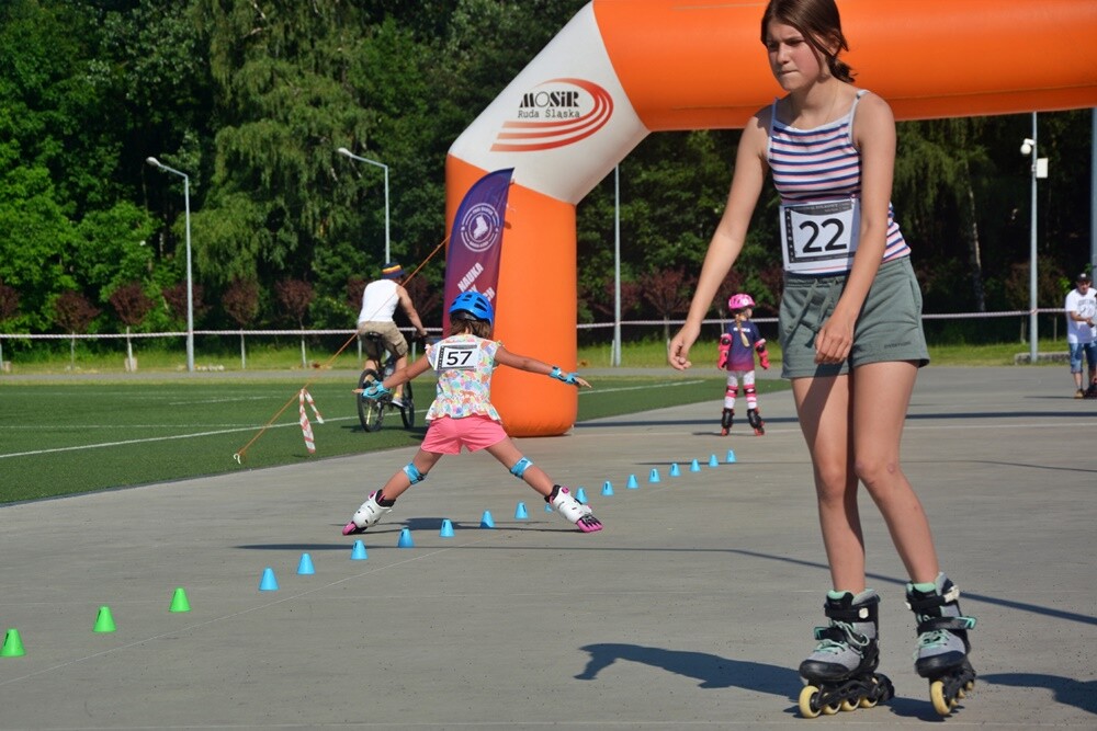 Wczoraj na Burloch Arenie odbył się II Festiwal Rolkowy. Impreza zgromadziła wielu miłośników jazdy na rolkach. Organizatorzy wydarzenia przygotowali wiele atrakcji zarówno dla najmłodszych, jak i dorosłych. 

fot. Jacek Knapik