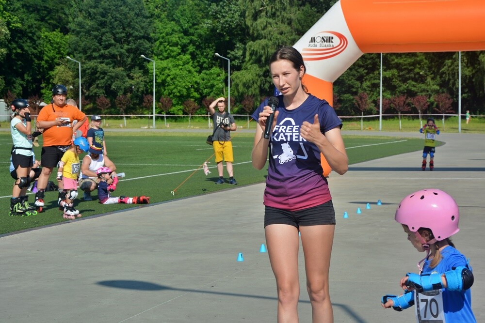 Wczoraj na Burloch Arenie odbył się II Festiwal Rolkowy. Impreza zgromadziła wielu miłośników jazdy na rolkach. Organizatorzy wydarzenia przygotowali wiele atrakcji zarówno dla najmłodszych, jak i dorosłych. 

fot. Jacek Knapik