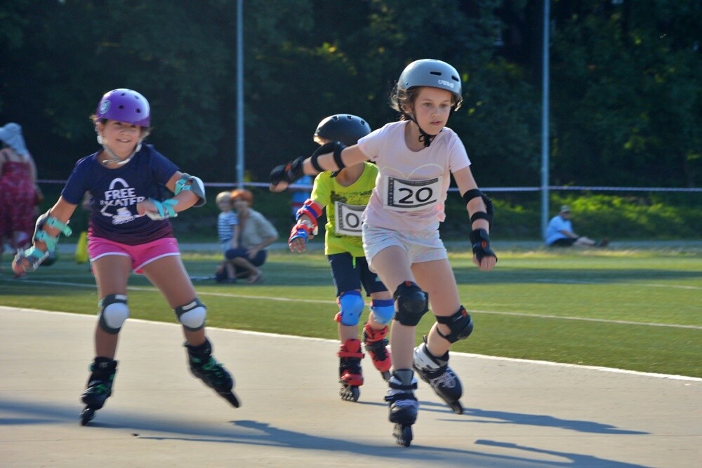 Wczoraj na Burloch Arenie odbył się II Festiwal Rolkowy. Impreza zgromadziła wielu miłośników jazdy na rolkach. Organizatorzy wydarzenia przygotowali wiele atrakcji zarówno dla najmłodszych, jak i dorosłych. 

fot. Jacek Knapik