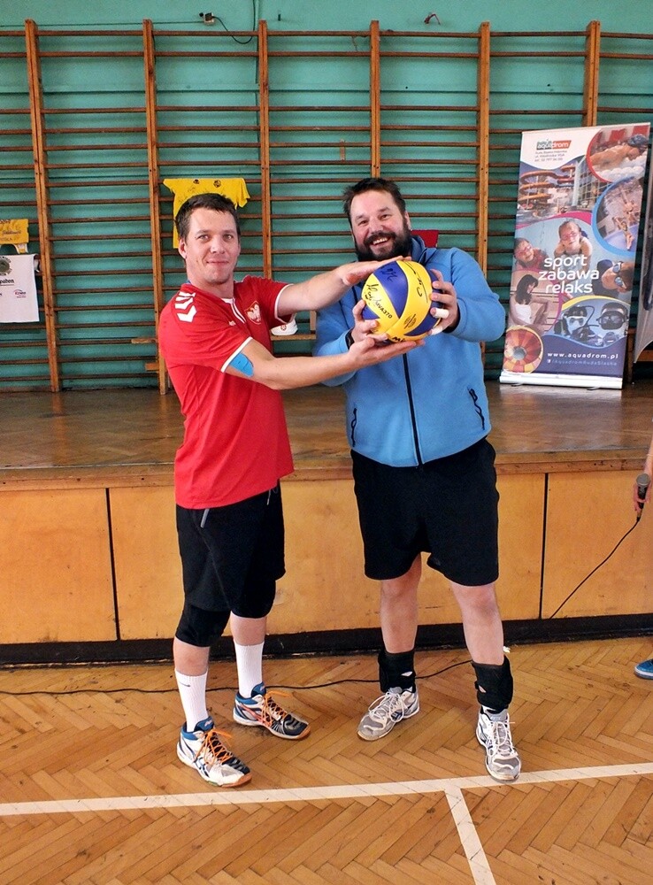 W sobotę 17 listopada na hali MOSiR im. Rudzkich Olimpijczyków w Rudzie Śląskiej Halembie odbył się II Siatkarski Turniej Charytatywny "Gramy dla Kacperka".