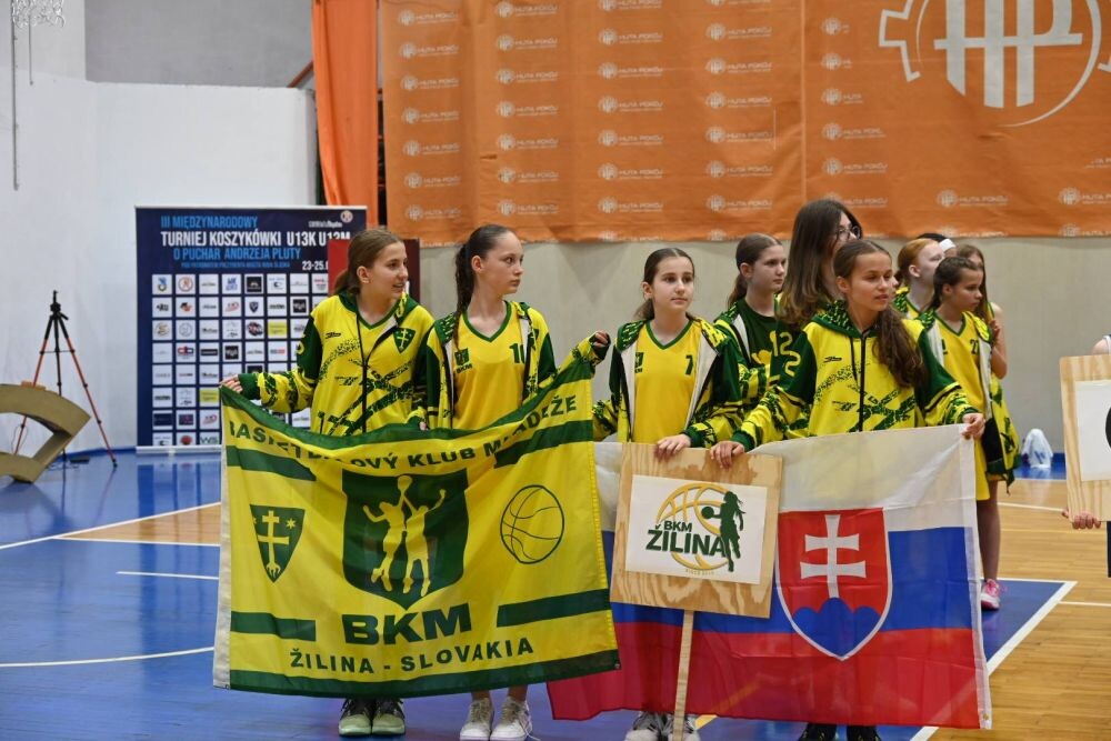 III Międzynarodowy Turniej Koszykówki U13 o Puchar Andrzeja Pluty za nami!/fot. FB Michał Pierończyk