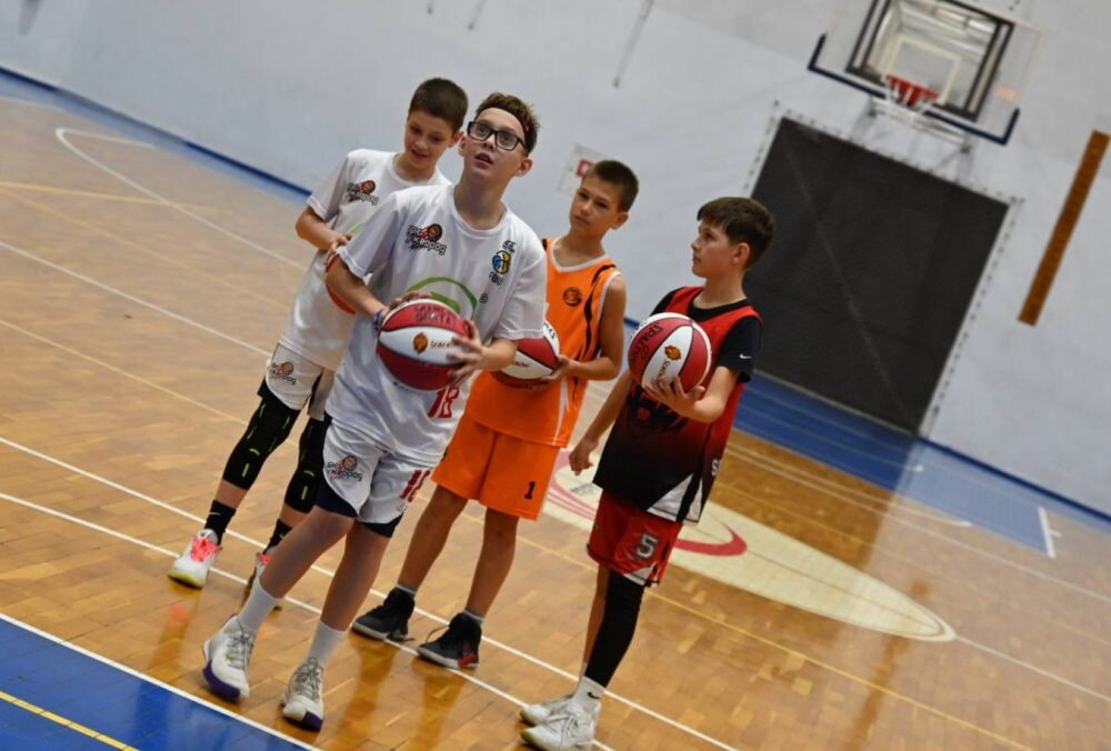 III Międzynarodowy Turniej Koszykówki U13 o Puchar Andrzeja Pluty za nami!/fot. FB Michał Pierończyk