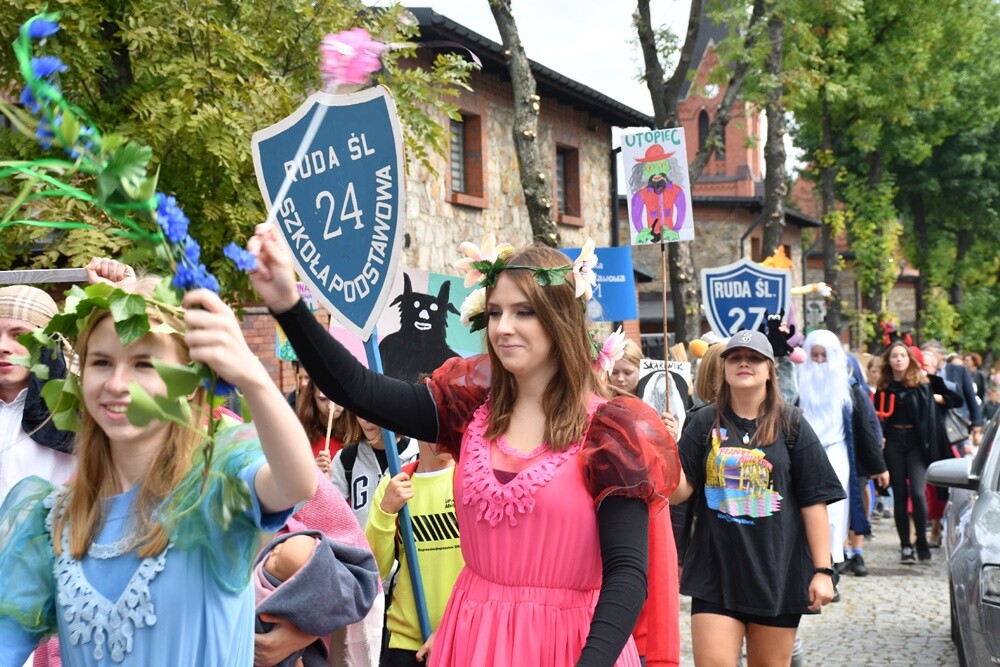 Tegoroczna Industriada odbyła się w sobotę 11 września. Była to już 13. edycja Święta Szlaku Zabytków Techniki. Tym razem hasłem przewodnim wydarzenia był slogan "Po szychcie czas na fajrant!".

fot. Jacek Knapik