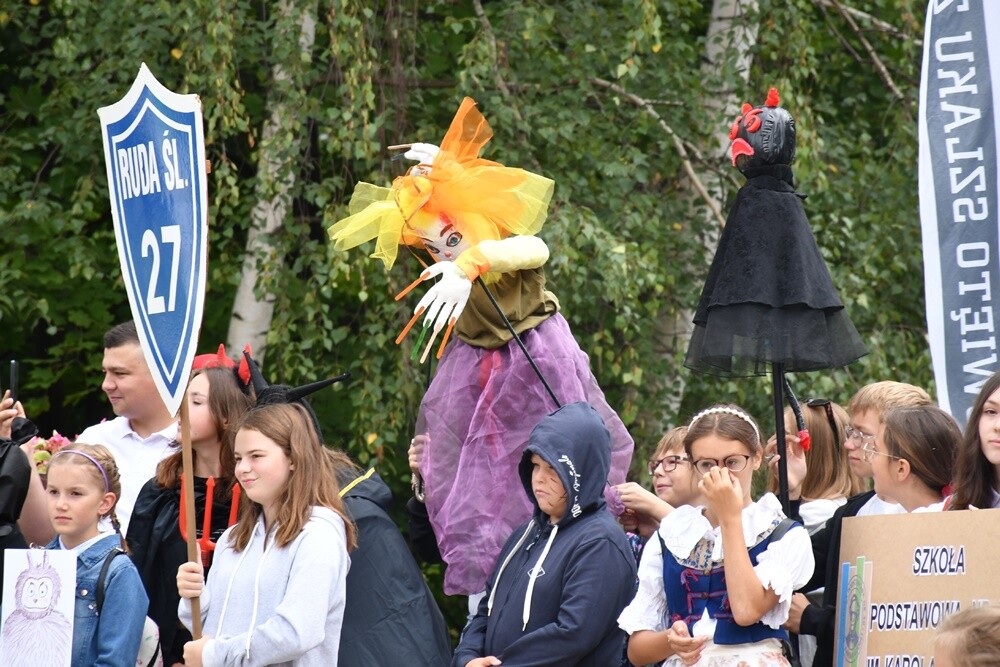 Tegoroczna Industriada odbyła się w sobotę 11 września. Była to już 13. edycja Święta Szlaku Zabytków Techniki. Tym razem hasłem przewodnim wydarzenia był slogan "Po szychcie czas na fajrant!".

fot. Jacek Knapik