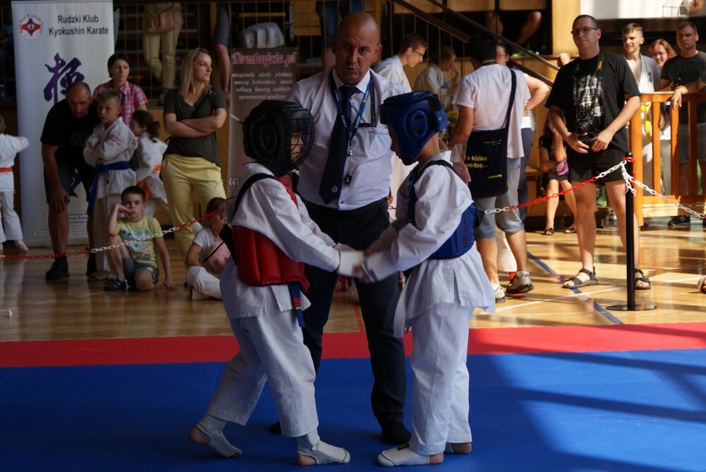 W hali MOSIR odbył się wczoraj IV Puchar Śląska Dzieci i Młodzieży Karate Kyokushin.