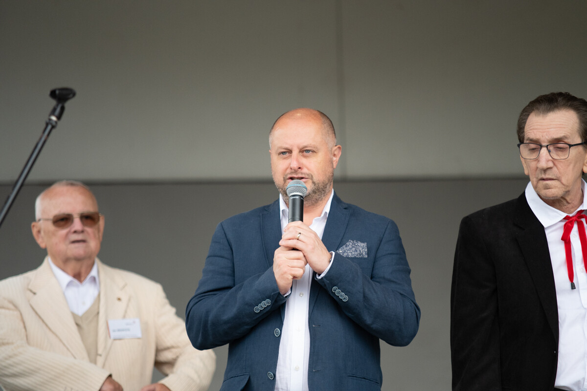 Seniorzy bawili się na całego w Nowym Bytomiu! Tak wyglądała Rudzka Senioriada [ZDJĘCIA] / fot. Marek i Krzysztof Faber