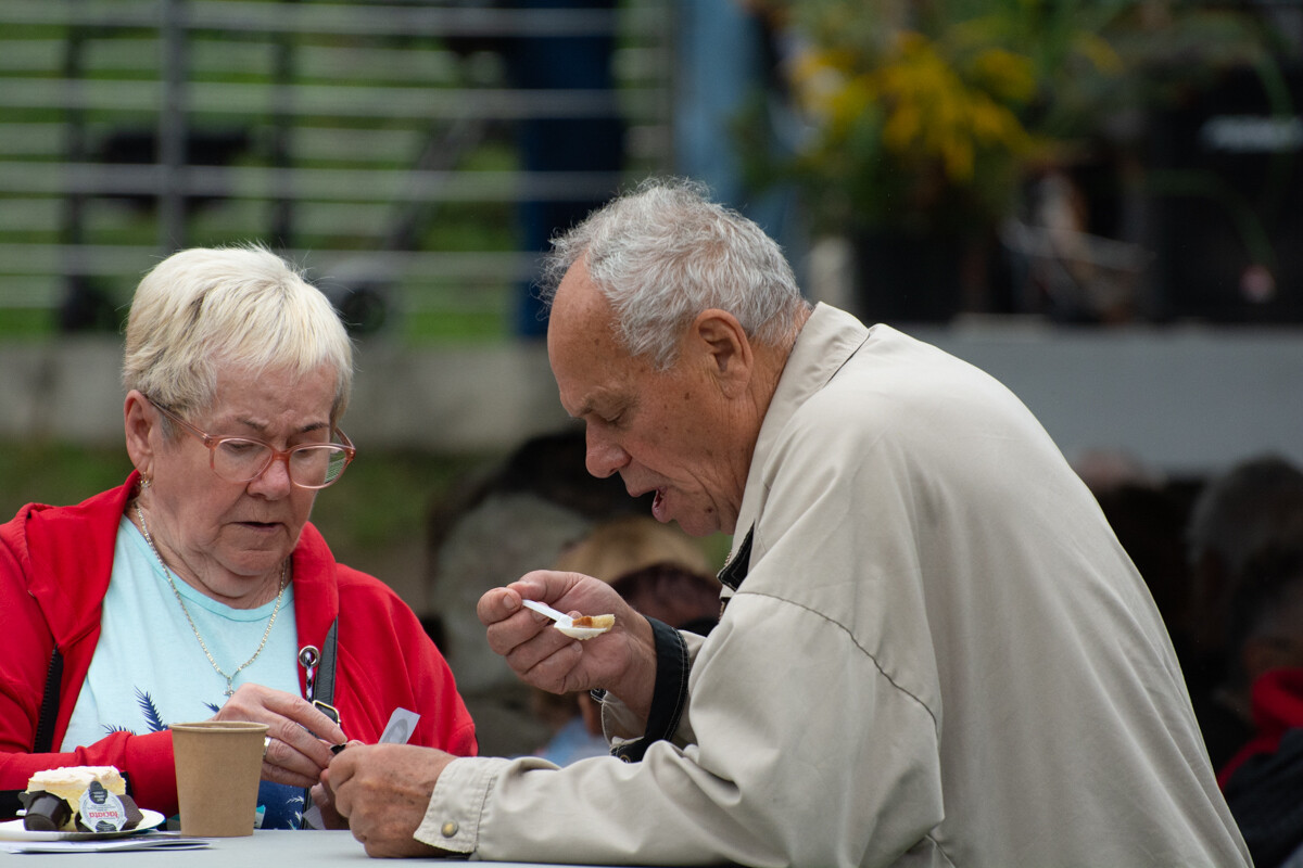 Seniorzy bawili się na całego w Nowym Bytomiu! Tak wyglądała Rudzka Senioriada [ZDJĘCIA] / fot. Marek i Krzysztof Faber