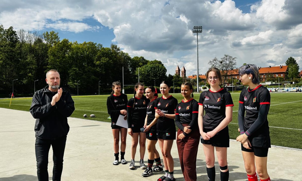 Rudzkie rugbistki do lat 16 (kadetki) zajęły 4 miejsce w rozgrywanym w sobotę IV turnieju Mistrzostw Polski Kobiet Rugby 7 U16 / fot. K. S. RUGBY Ruda Śląska