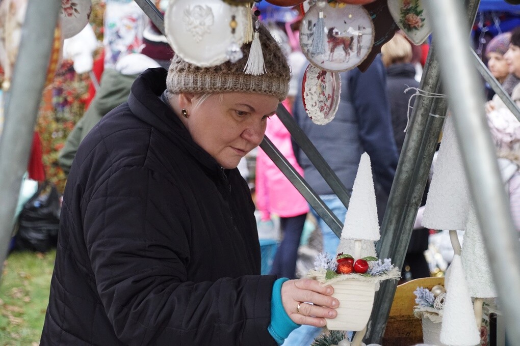 Dzisiaj przy Parafii Matki Bożej Różańcowej odbył się Jarmark Bożonarodzeniowy.