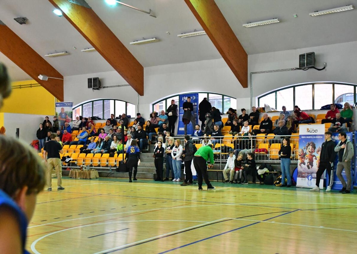 Wczoraj, 20 stycznia w sali gimnastycznej Szkoły Podstawowej nr 14 w Rudzie Śląskiej odbyła się druga edycja Jr. NBA Projekt Basket League.