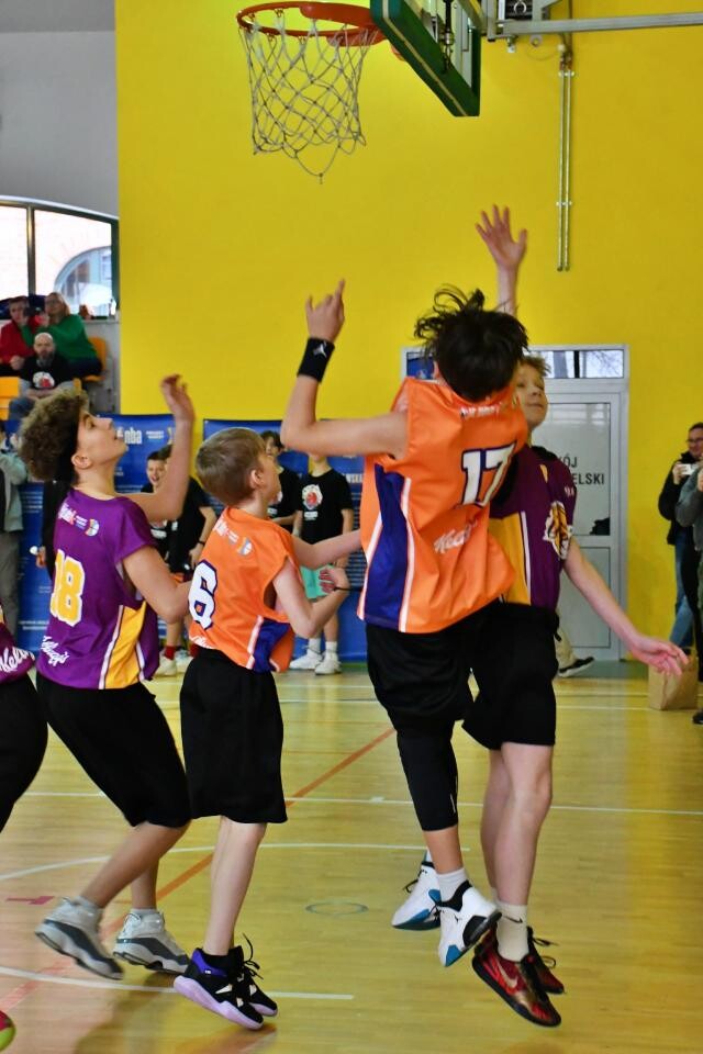 Wczoraj, 20 stycznia w sali gimnastycznej Szkoły Podstawowej nr 14 w Rudzie Śląskiej odbyła się druga edycja Jr. NBA Projekt Basket League / fot. Jacek Knapik