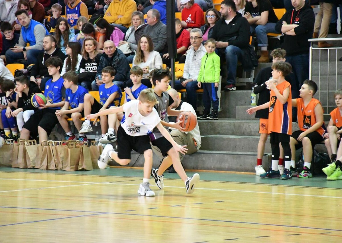 Wczoraj, 20 stycznia w sali gimnastycznej Szkoły Podstawowej nr 14 w Rudzie Śląskiej odbyła się druga edycja Jr. NBA Projekt Basket League / fot. Jacek Knapik